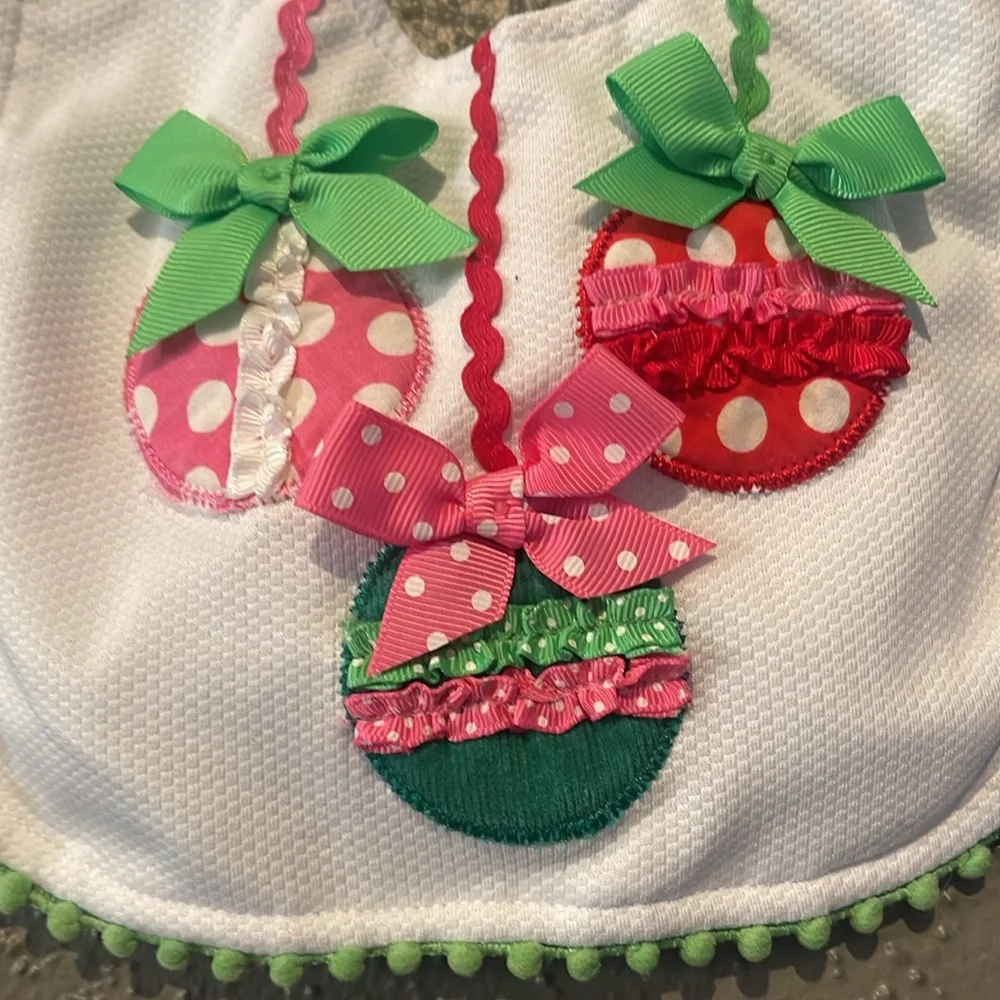 Mud Pie Ornament Pique Bib